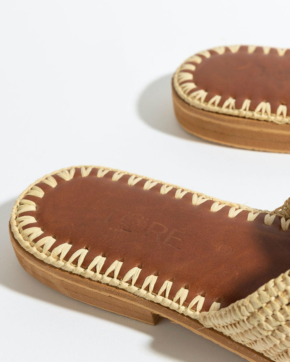 Moroccan open toe raffia slippers close up